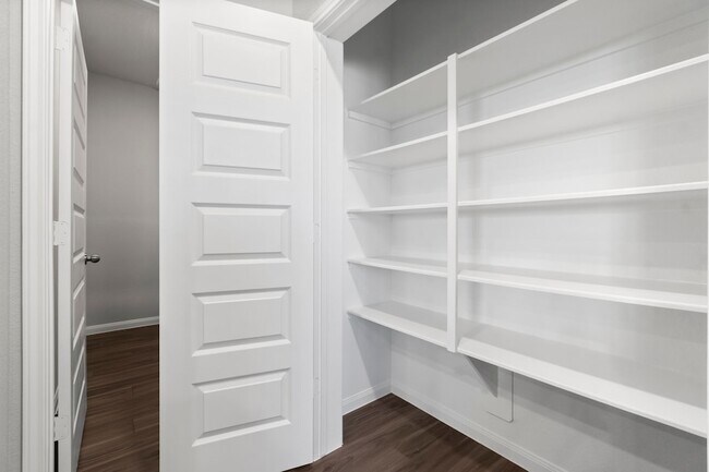 Building Photo - 13357 Burbot Dr