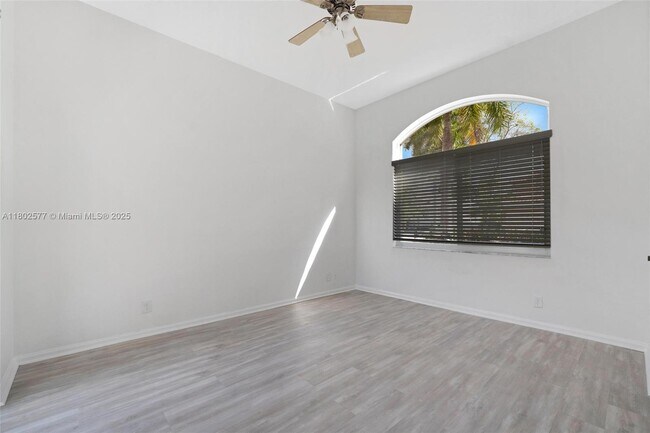 Building Photo - 1666 Victoria Pointe Cir