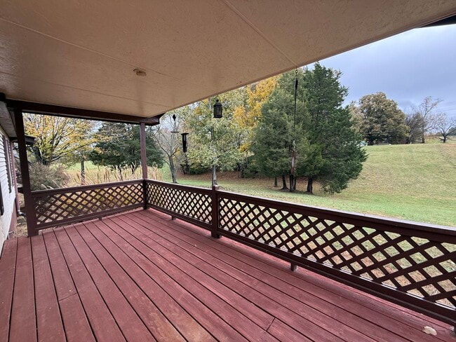 Building Photo - 3 Bedroom 2 Bathroom Home in Greene County, TN