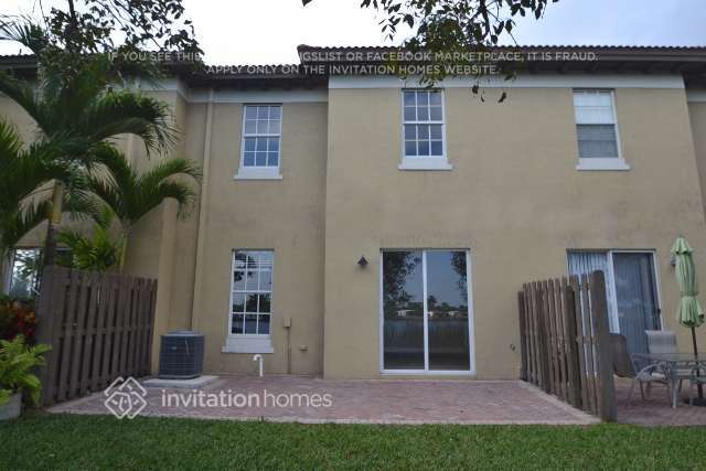 Building Photo - 6889 Julia Gardens Dr