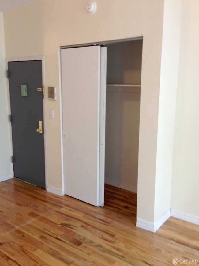 Building Photo - 930 Columbus Avenue
