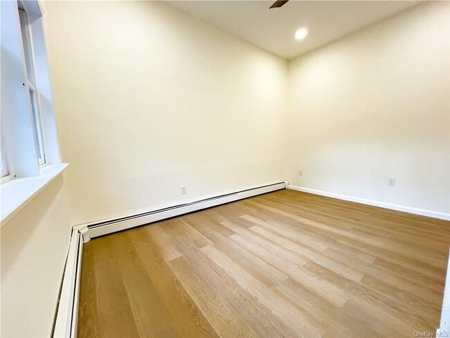 Building Photo - 456 N Liberty Dr