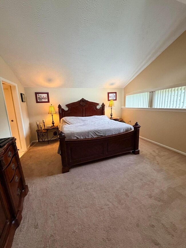 Building Photo - 8226 Glencree Pl