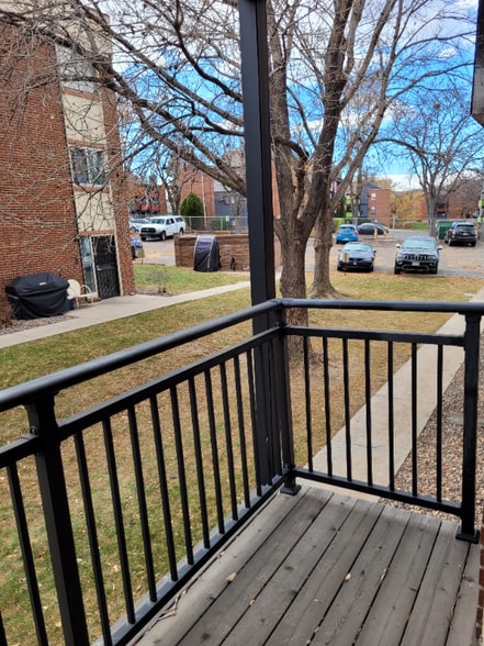 Building Photo - 5995 W Hampden Ave