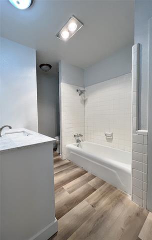 Building Photo - 4429 Altamesa Blvd