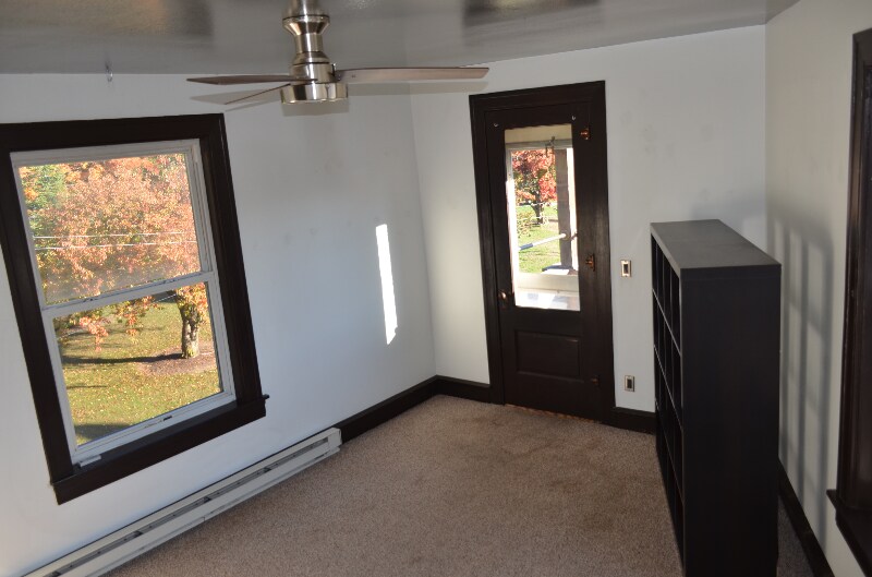 Building Photo - 901 Hepburn St