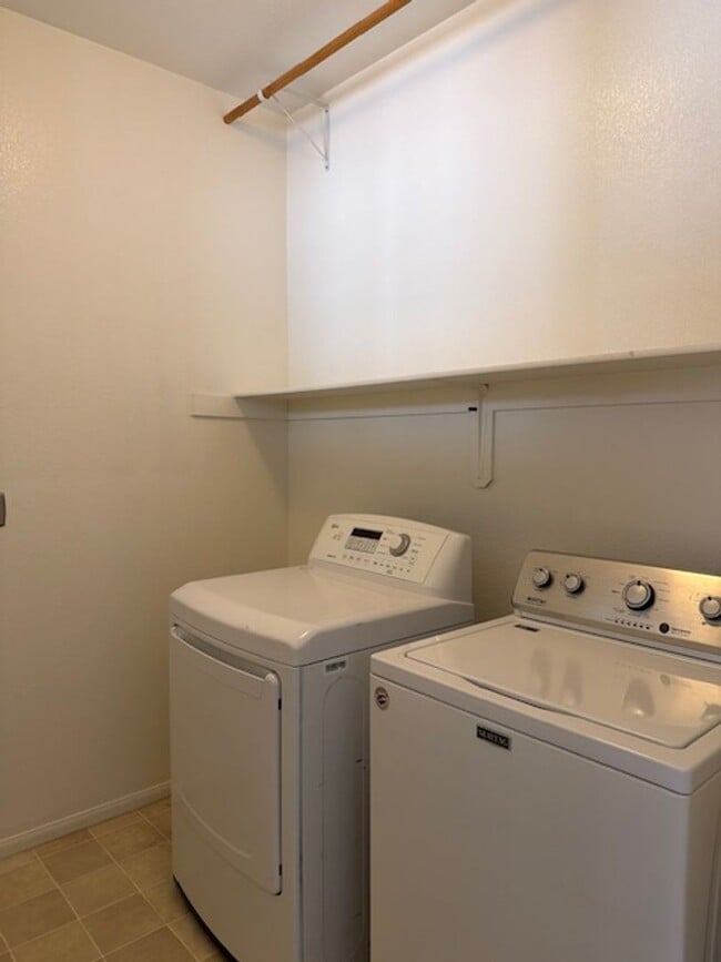 Building Photo - One story house in Summerlin with 3 bedrooms