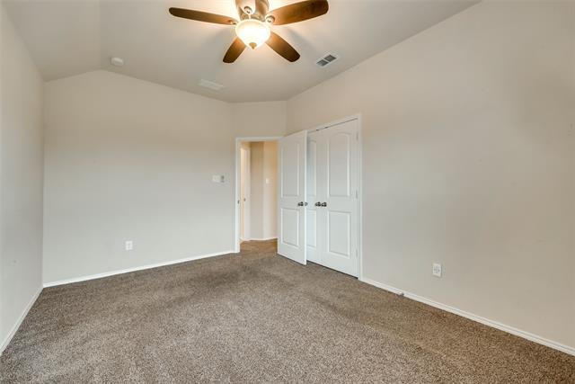 Building Photo - 4721 Lazy Oaks St