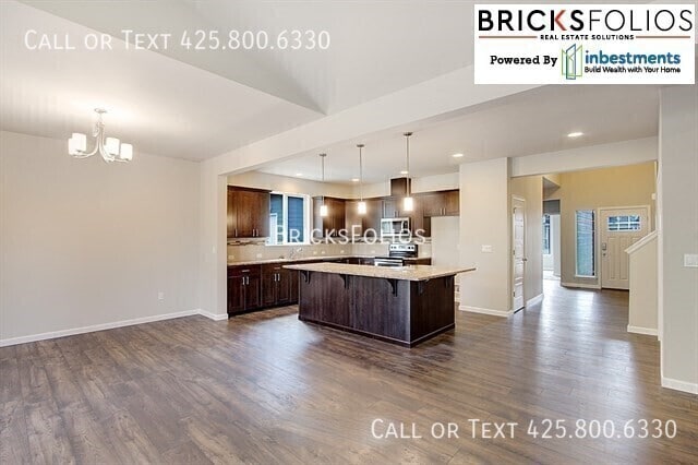 Building Photo - Lacey Living Awaits You – Comfort and Styl...