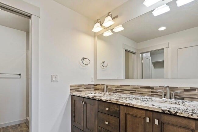 Building Photo - Prime Northeast Boise Living in Harris Ranch