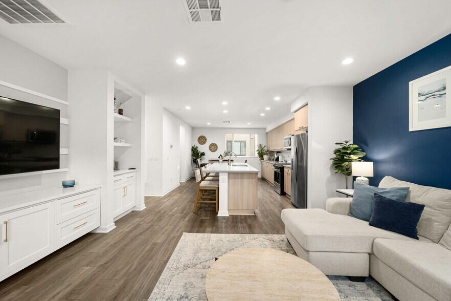 Building Photo - 2874 N Glassell St