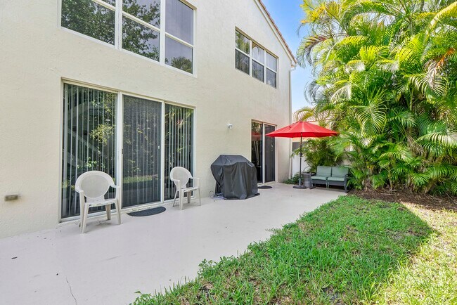 Building Photo - 11221 NW 46th Dr