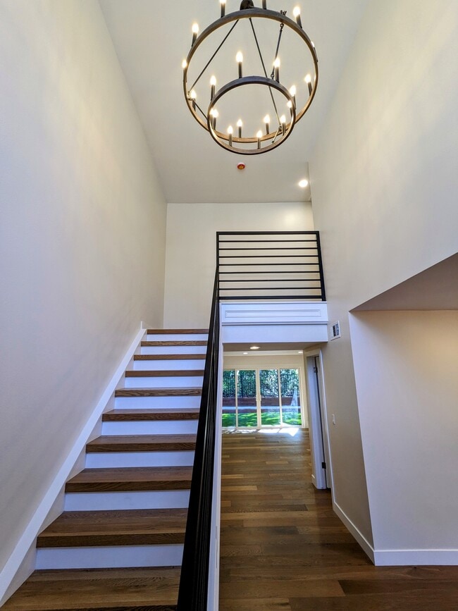 Building Photo - 2510 Almaden Ct