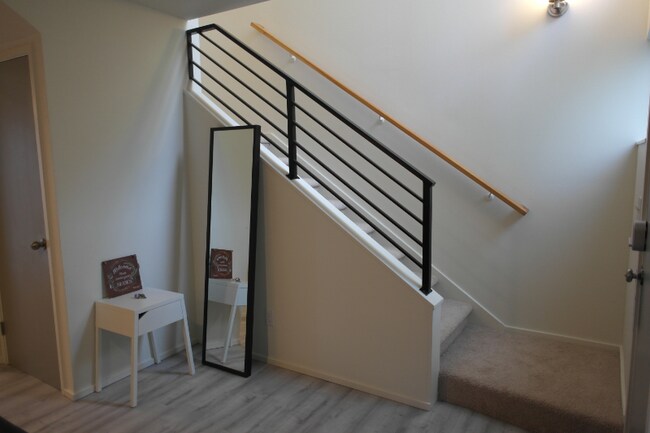 Building Photo - 1605 South Main St