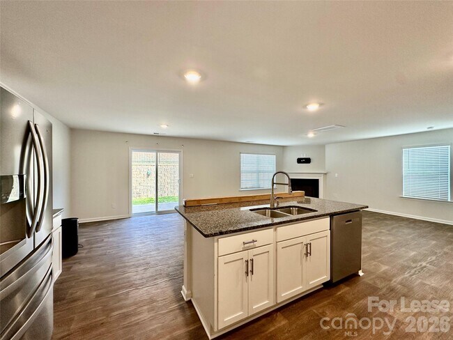 Building Photo - 1339 Mifflin Ln