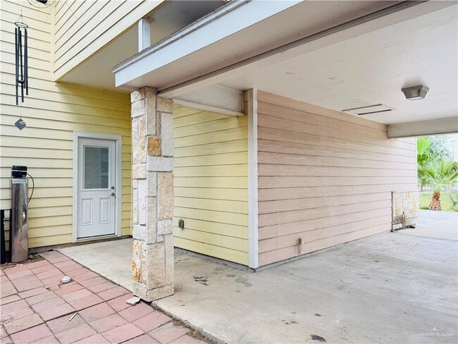 Building Photo - 1213 S Veterans Blvd