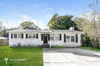 Building Photo - 421 Clarine Dr