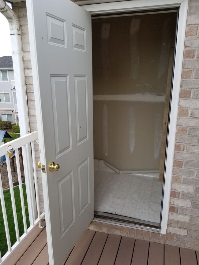 Building Photo - 3 Bed, 2 Bath in Orem - with pool access!
