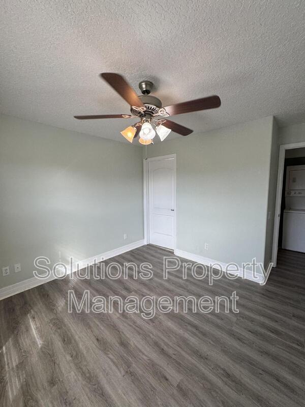 Building Photo - 3488 Joe Murell Dr