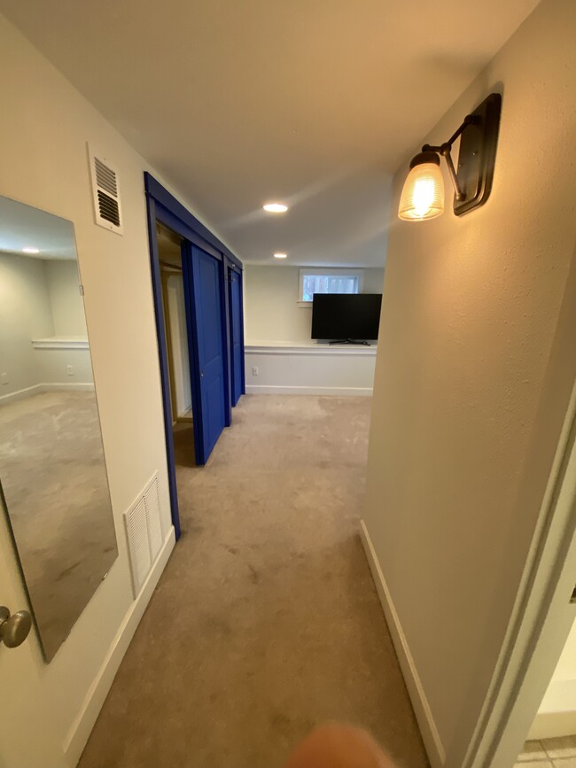 little hallway to bedroom/ it does have a door to separate bedroom and living room - 4326 NE 69th Ave