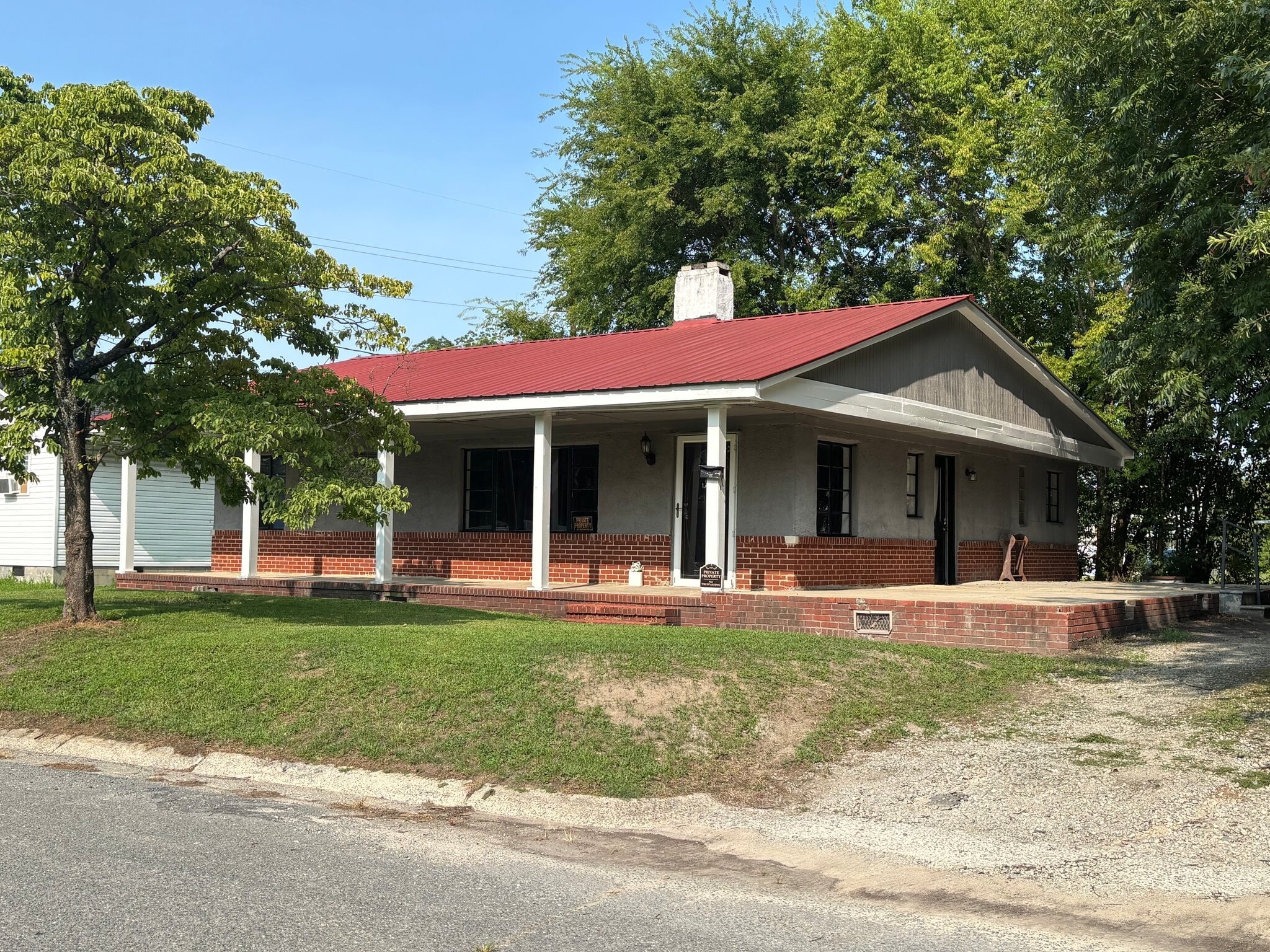 Building Photo - 1102 Crawford St