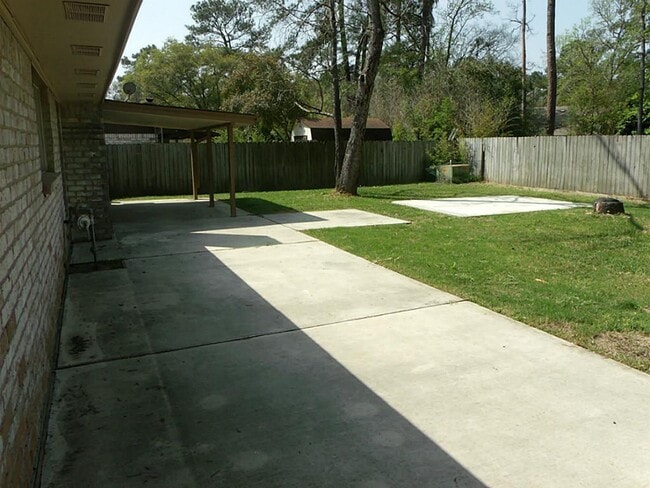 Building Photo - 3515 Hidden Pines Dr