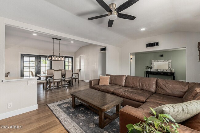 Building Photo - 641 N Dawn Cir