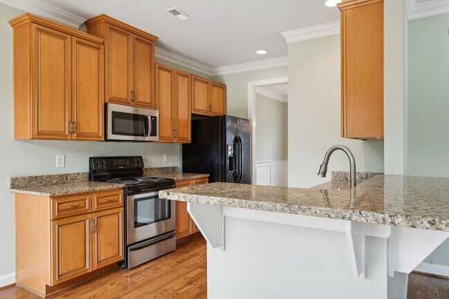 Building Photo - Welcome to Windmill Meadows!
