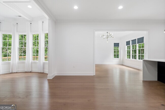 Building Photo - 2045 Kent Ct