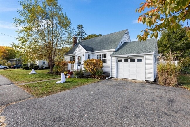 Building Photo - 142 Franklin St