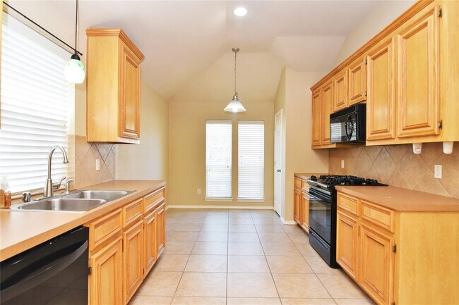 Building Photo - 1827 Vander Wilt Ln