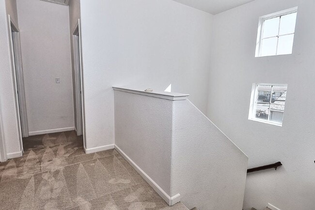 Building Photo - High Demand Park Place Home for Rent!