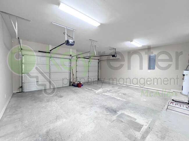 Building Photo - Gorgeous 4b/4.5bath house in McAllen