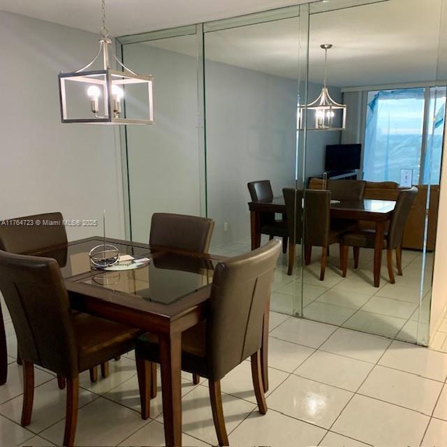 Building Photo - 2030 S Ocean Dr