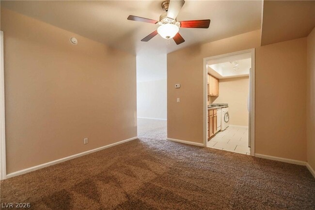 Building Photo - 683 Oakmont Ave