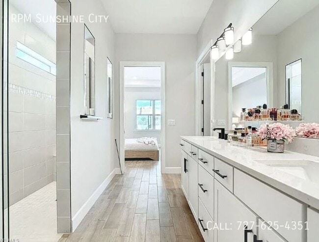 Building Photo - 7041 Del Webb Oak Creek Blvd