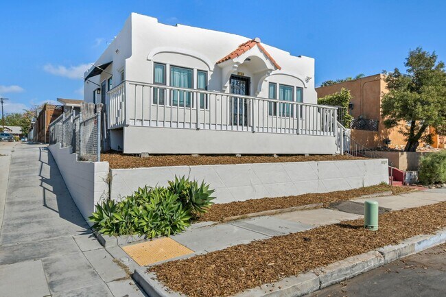 Building Photo - Move In Special!!  Elevated Golden Hill 2BR with Southwesterly Views with A/C & Detached Garage