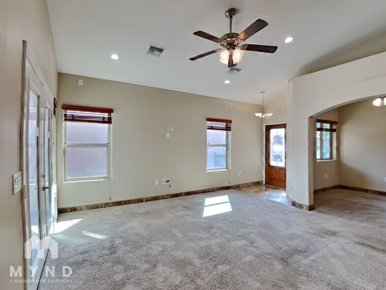 Building Photo - 4162 W Glance Mine Pl