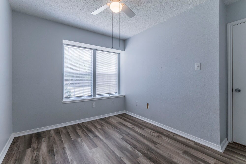 Building Photo - 10254 Dover Rdg