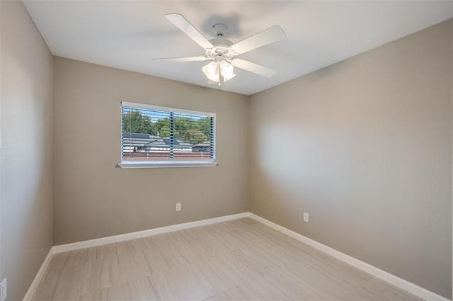 Building Photo - 2301 Stillmeadow Dr