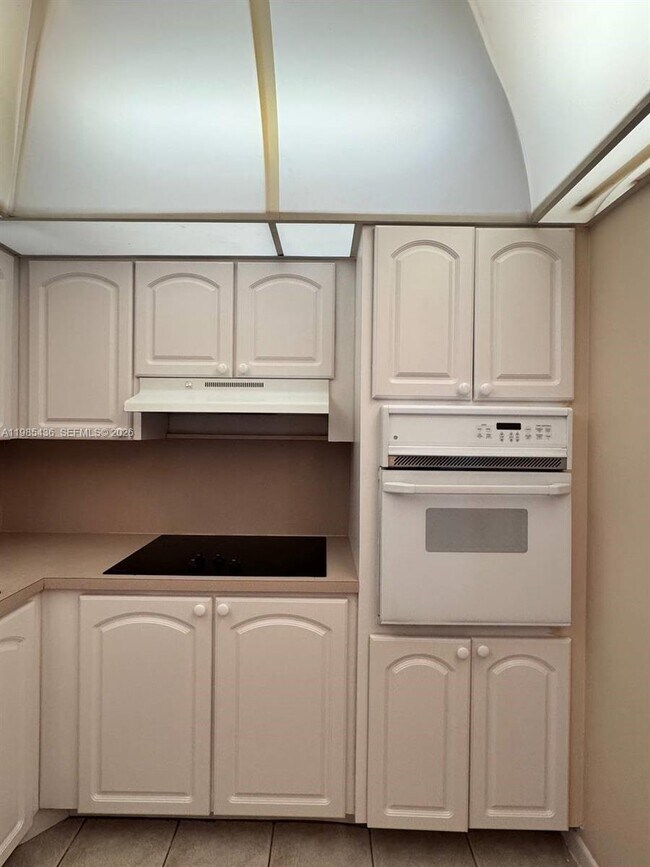 Building Photo - 19380 Collins Ave