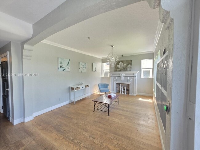 Building Photo - 1027 Pennsylvania Ave