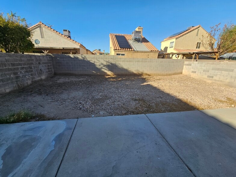 Building Photo - 5814 Goodsprings Ct