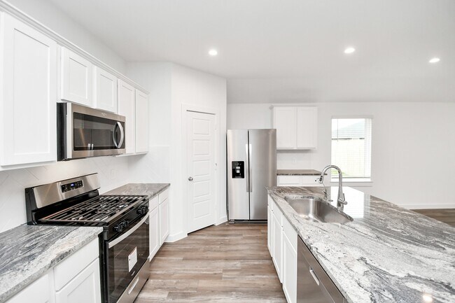 Building Photo - 8718 Partridge Ct