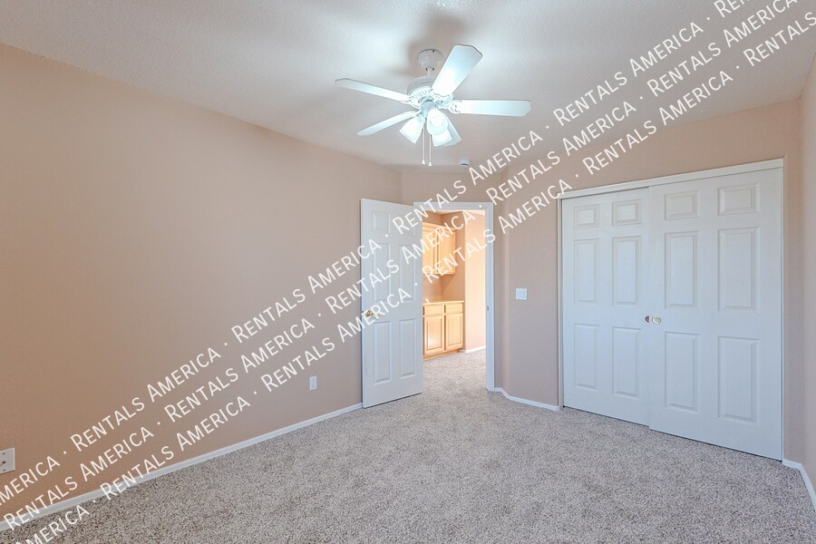 Building Photo - 20277 N 68th Dr