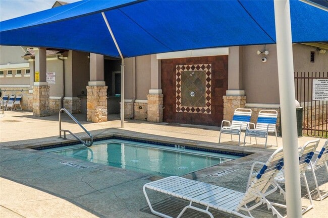 Building Photo - 116 Amberwood Ct