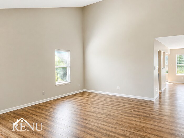 Building Photo - 673 Hanover Rd