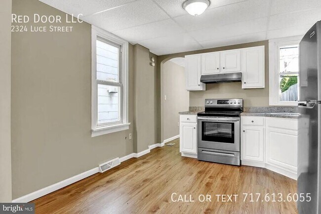 Building Photo - 2324 Luce St