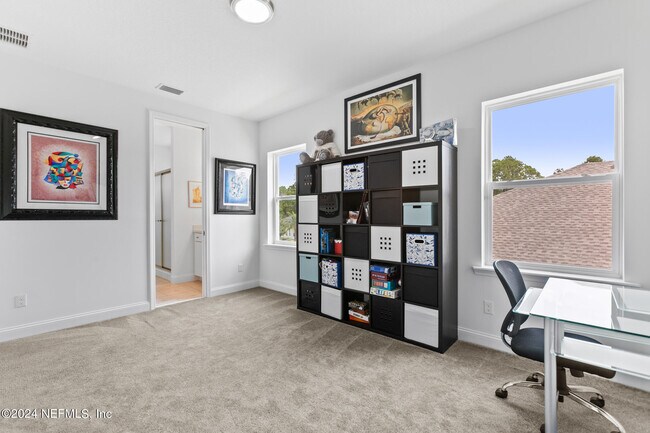 Building Photo - 452 Quail Vista Dr