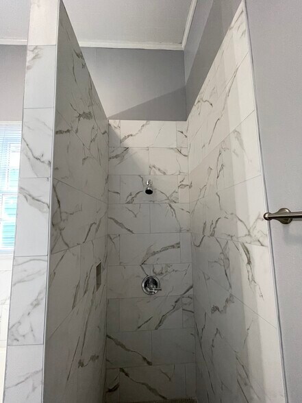 Building Photo - 2439 Second St